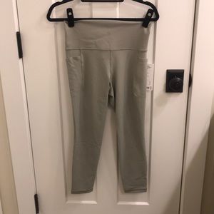 Athleta Salutation 7/8 Tights